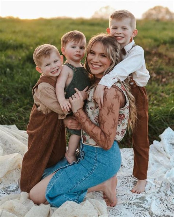 Aaron Harper Biography, Age, Height, Wife, Net Worth, Family