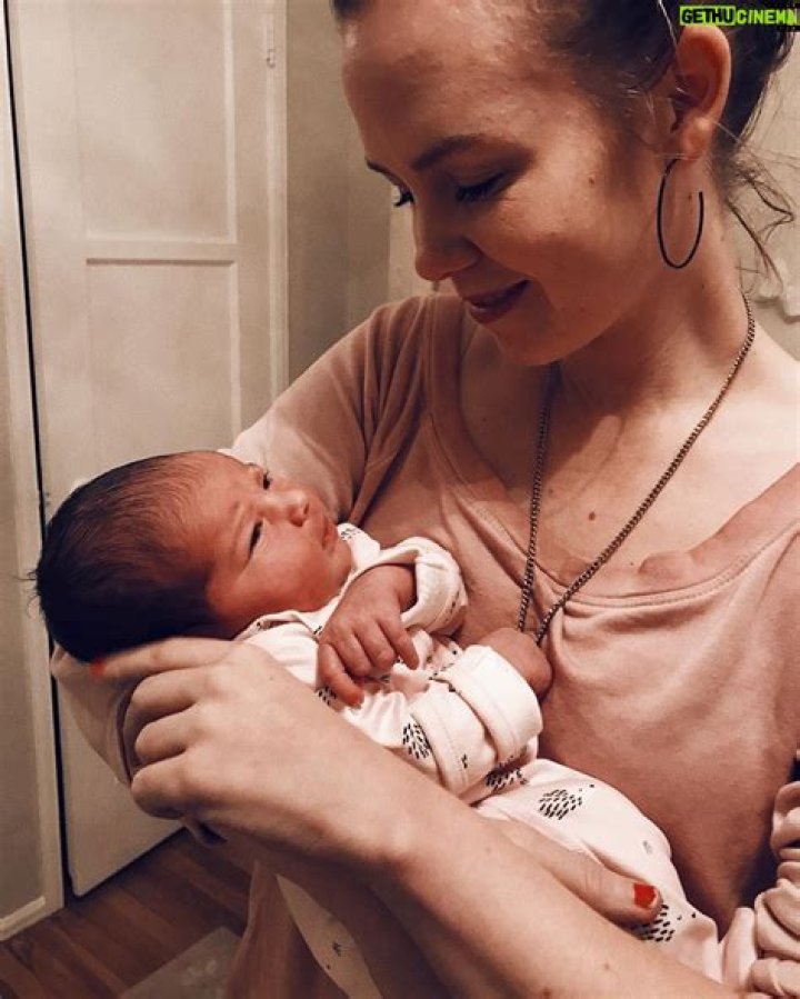 Abbie Cobb Biography, Age, Height, Husband, Net Worth, Family