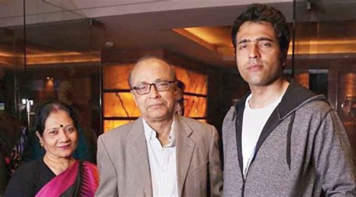 Abir Chatterjee Biography, Age, Height, Wife, Net Worth, Family