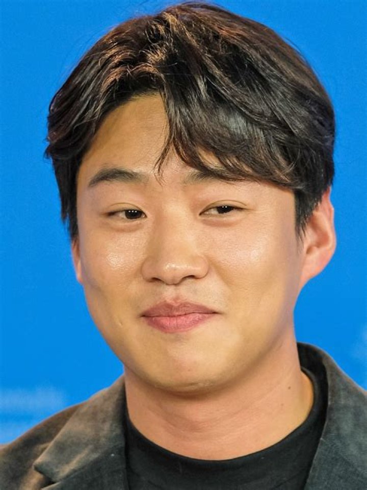 Ahn Jae-hong Biography, Age, Height, Wife, Net Worth, Family