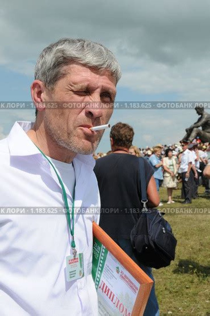 Aleksandr Aravushkin biografía, edad, altura, esposo, net worth, familia