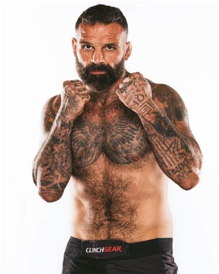 Alessio Sakara Biography, Age, Height, Wife, Net Worth, Family