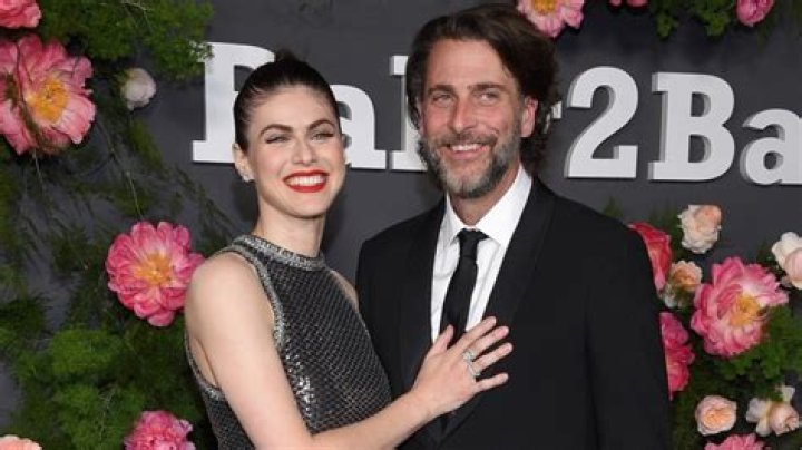Alexandra Daddario Biography, Age, Height, Husband, Net Worth, Family