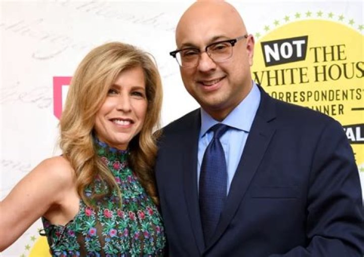 Ali Velshi Biography, Age, Height, Wife, Net Worth, Family