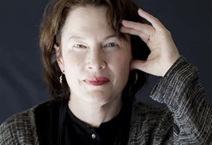 Alice Sebold Biography, Age, Height, Husband, Net Worth, Family