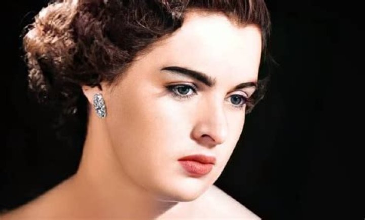 Alma Delia Fuentes Biography, Age, Height, Husband, Net Worth, Family