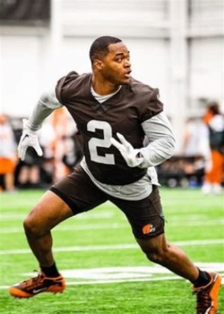 Amari Cooper Biography, Age, Height, Wife, Net Worth, Family