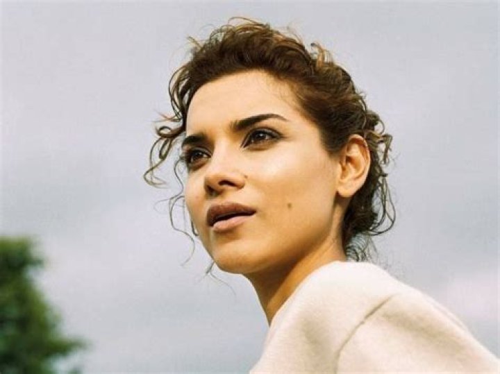 Amber Rose Revah Biography, Age, Height, Husband, Net Worth, Family