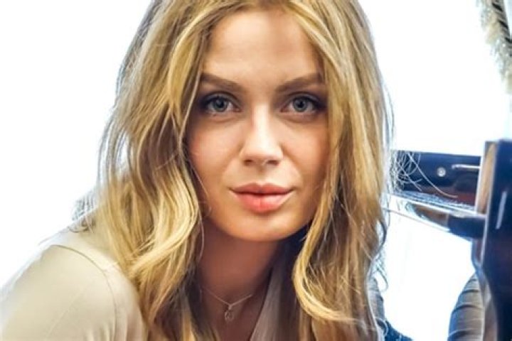 Anastasia Huppmann Biography, Age, Height, Husband, Net Worth, Family