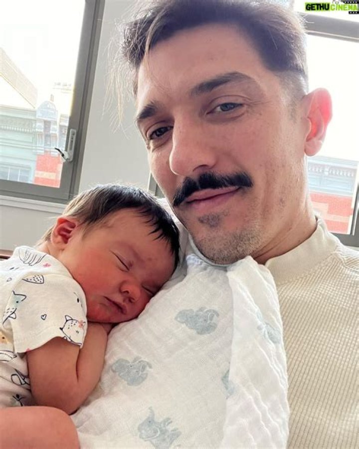 Andrew Schulz Biography, Age, Height, Wife, Net Worth, Family