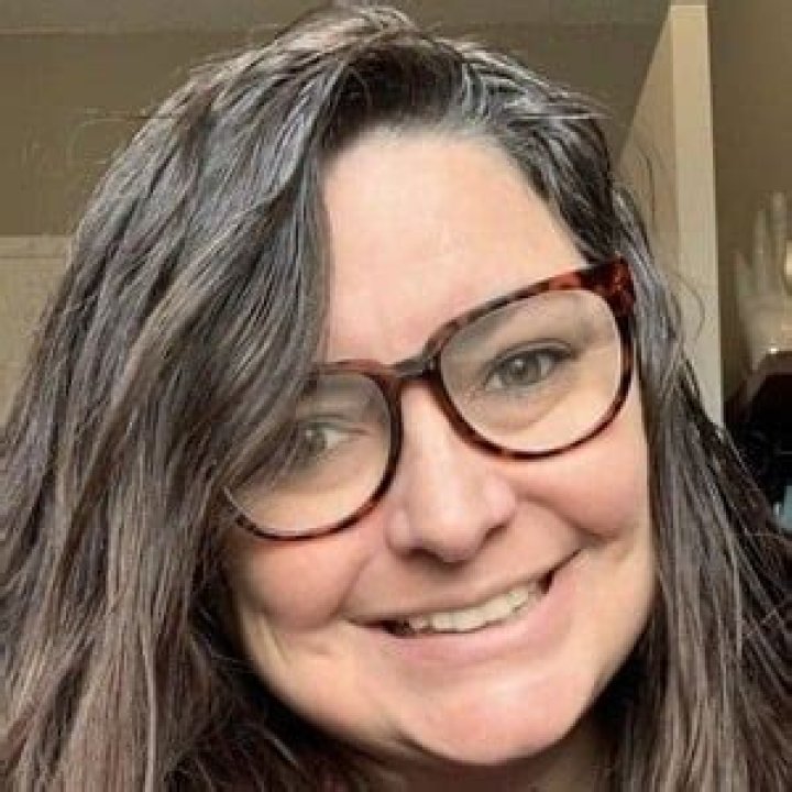 Angela Ruch Biography, Age, Height, Husband, Net Worth, Family