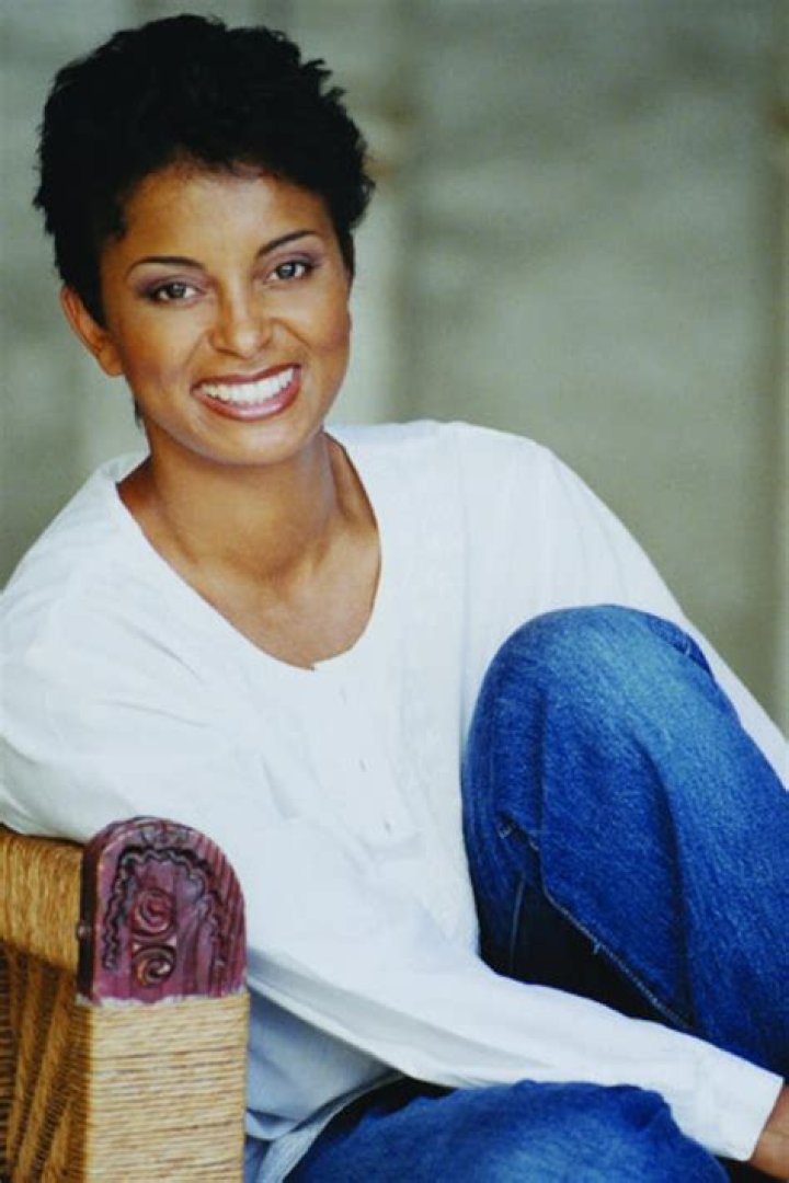 Angelle Brooks Biography, Age, Height, Husband, Net Worth, Family