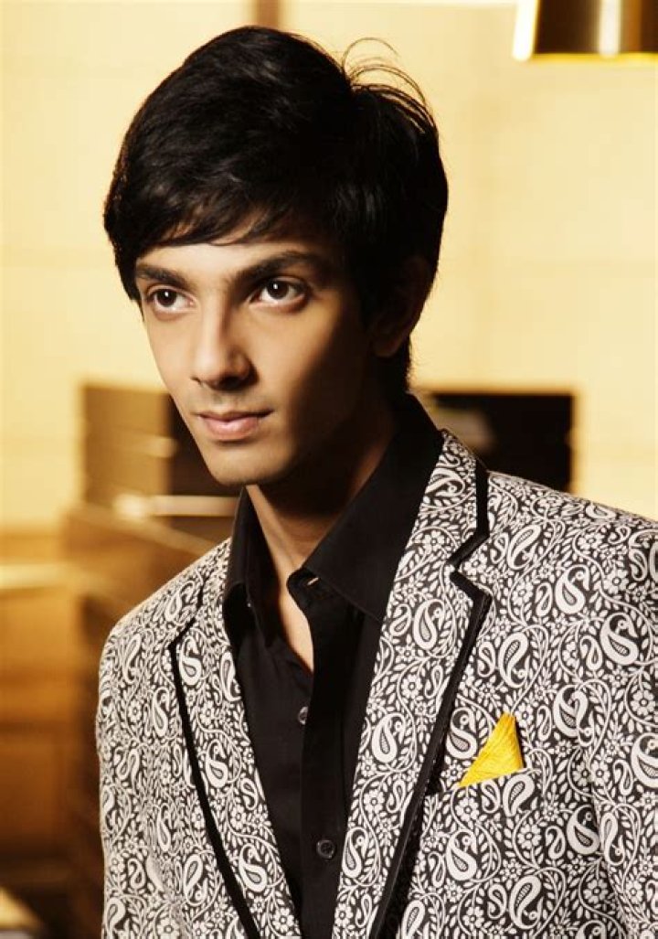 Anirudh Ravichander Biography, Age, Height, Wife, Net Worth, Family