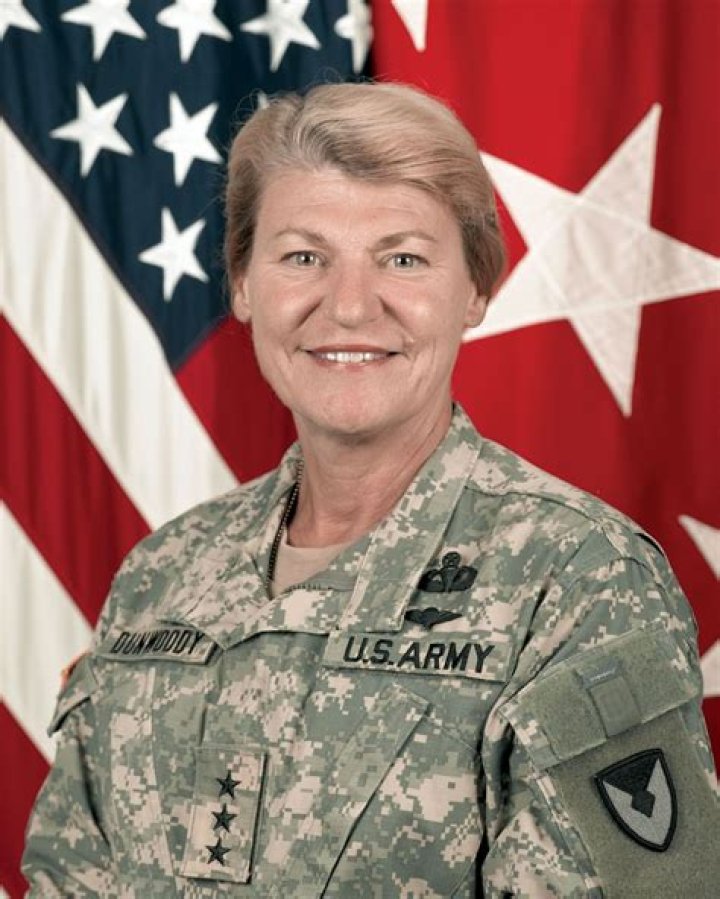 Ann E. Dunwoody Biography, Age, Height, Husband, Net Worth, Family