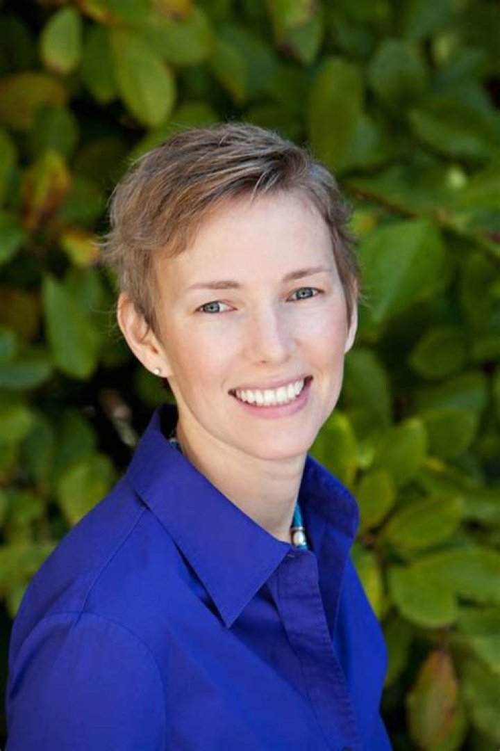Ann Morriss Biography, Age, Height, Husband, Net Worth, Family