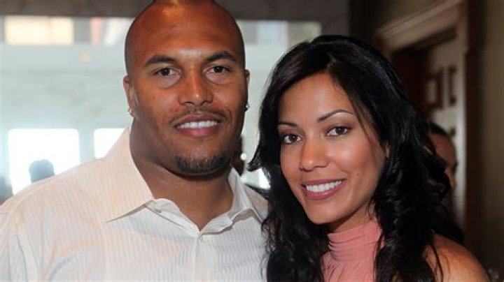 Antonio Pierce Biography, Age, Height, Wife, Net Worth, Family
