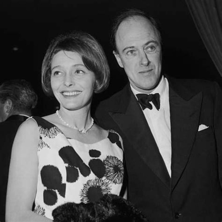 Arlene Dahl biografía, edad, altura, esposa, net worth, familia
