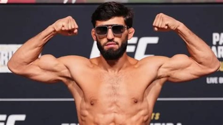 Arman Serebrakian Biography, Age, Height, Wife, Net Worth, Family