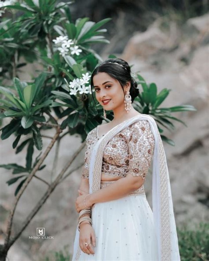 Arthana Binu Biography, Age, Height, Husband, Net Worth, Family