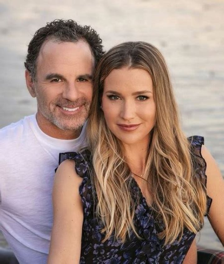 Ashley Harkleroad Biography, Age, Height, Husband, Net Worth, Family