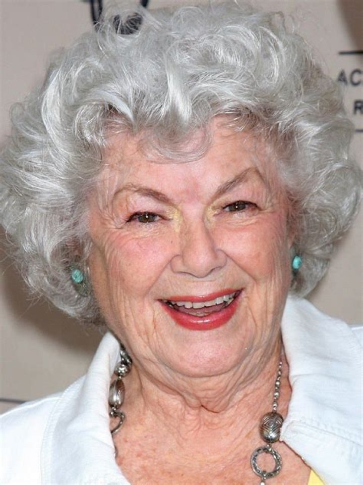Barbara Hale Biography, Age, Height, Husband, Net Worth, Family