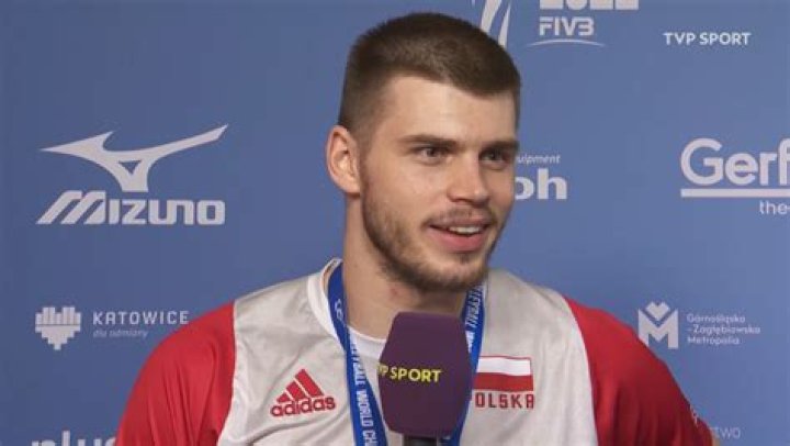 Bartosz Kwolek Biography, Age, Height, Wife, Net Worth, Family