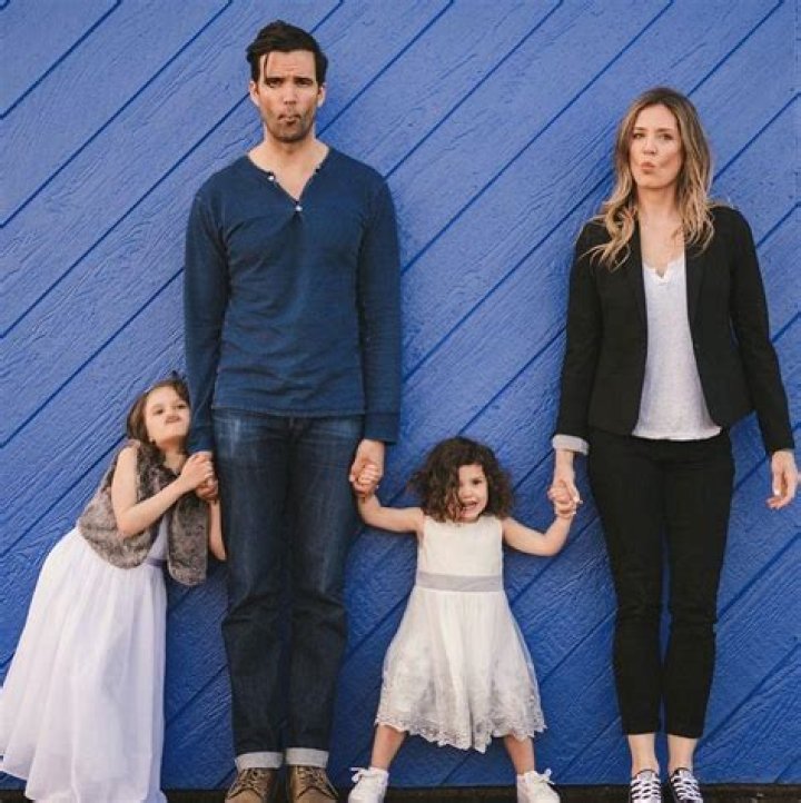 Benjamin Ayres Biography, Age, Height, Wife, Net Worth, Family