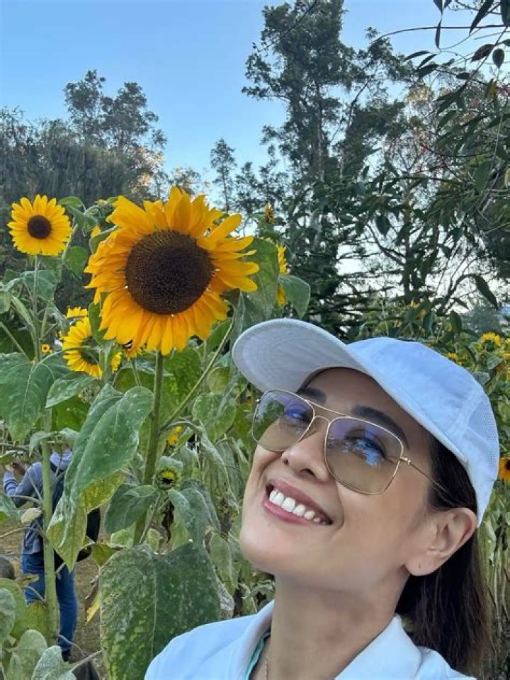 Bernadette Sembrano Biography, Age, Height, Husband, Net Worth, Family