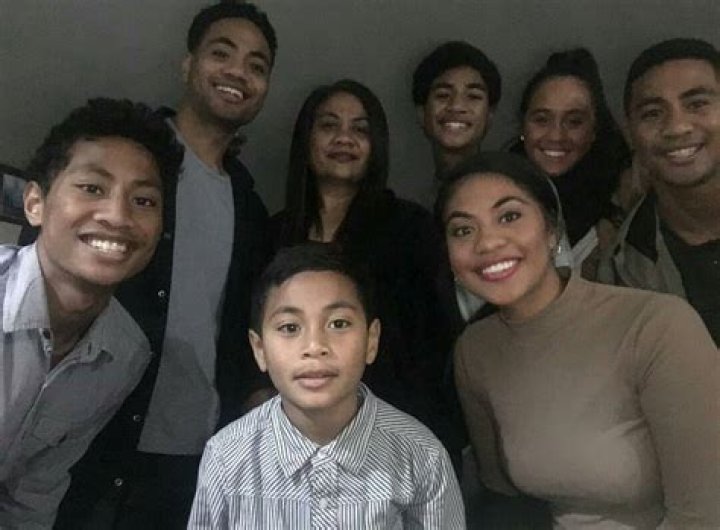 Beulah Koale biografía, edad, altura, esposo, net worth, familia