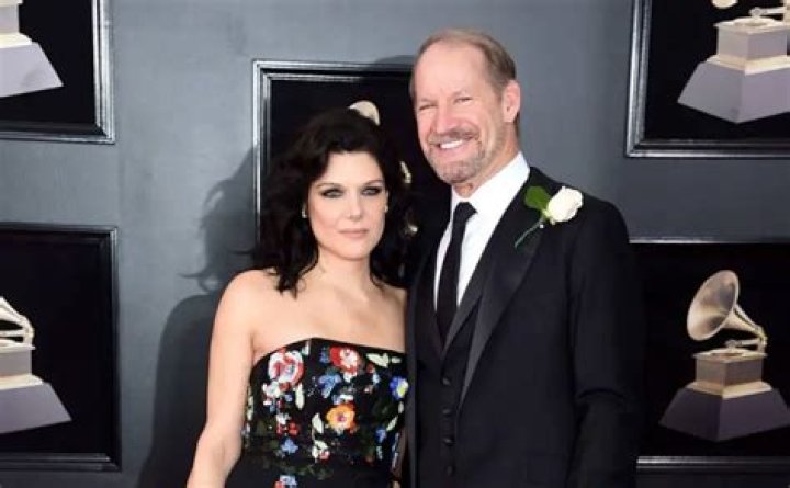 Bill Cowher Biography, Age, Height, Wife, Net Worth, Family