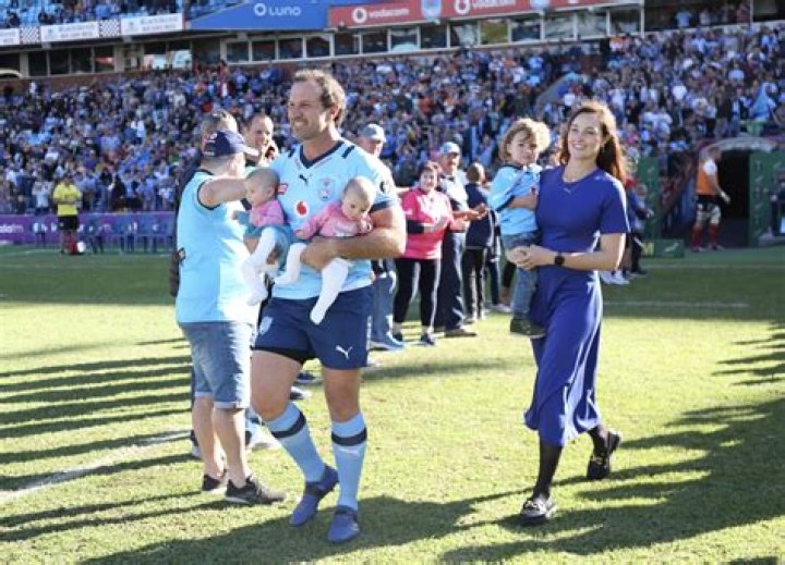 Bismarck du Plessis Biography, Age, Height, Wife, Net Worth, Family