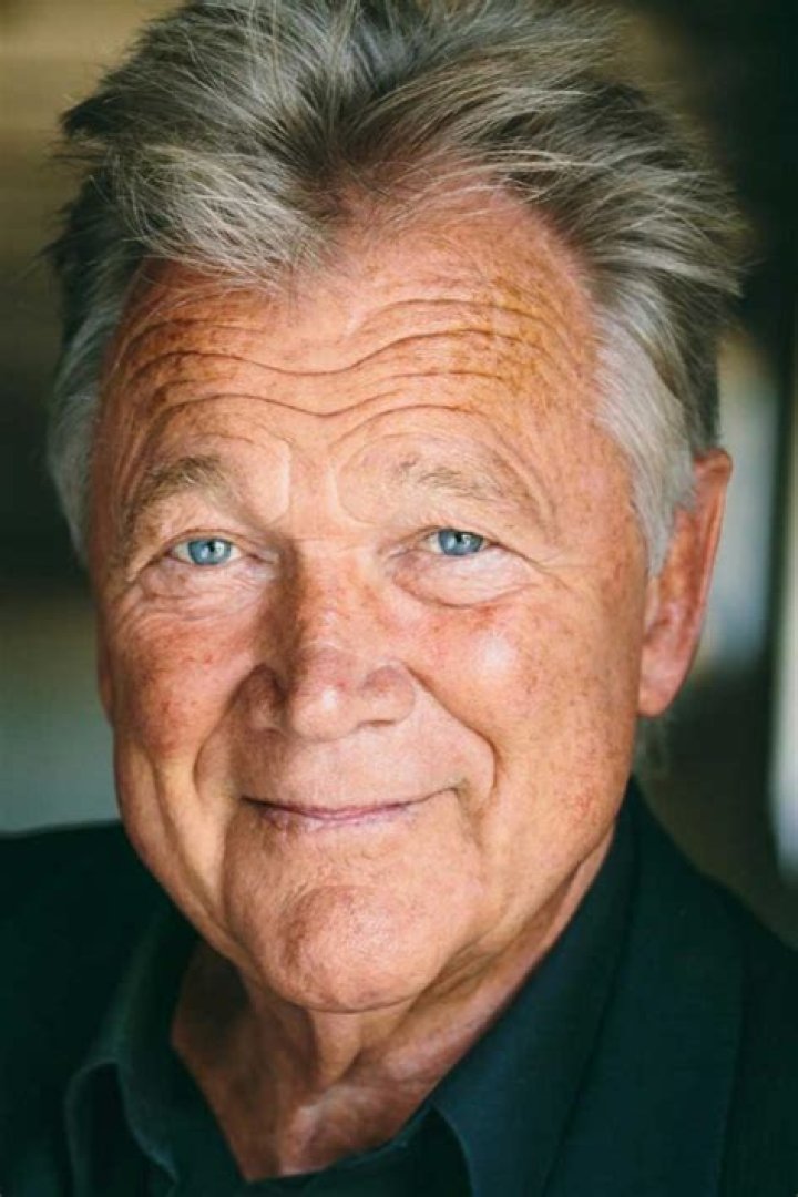 Bo Svenson Biography, Age, Height, Wife, Net Worth, Family