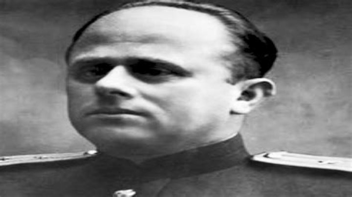 Boris Rodos Biography, Age, Height, Wife, Net Worth and Family