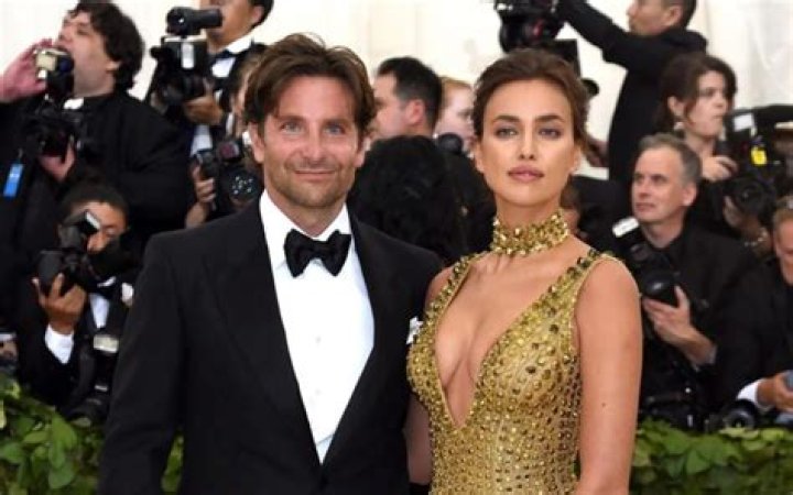 Bradley Cooper Biography, Age, Height, Wife, Net Worth, Family