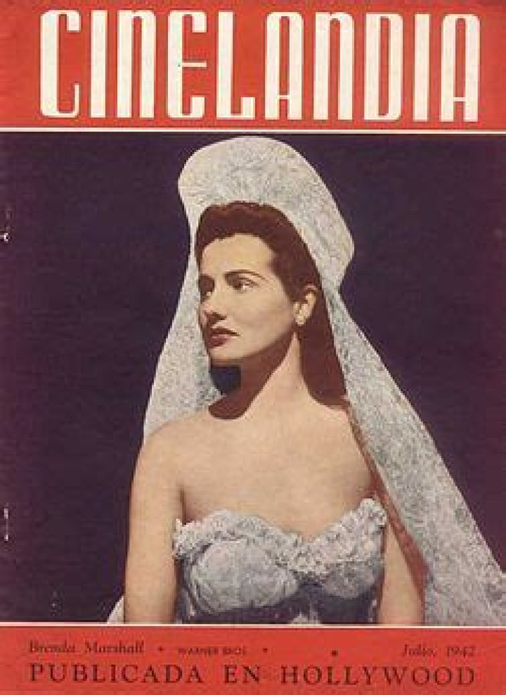 Brenda Marshall Biography, Age, Height, Husband, Net Worth, Family