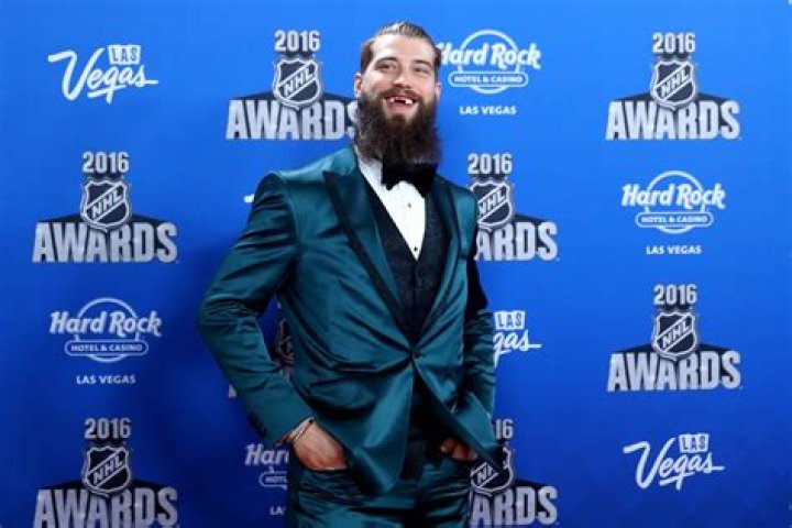 Brent Burns Biography, Age, Height, Wife, Net Worth, Family