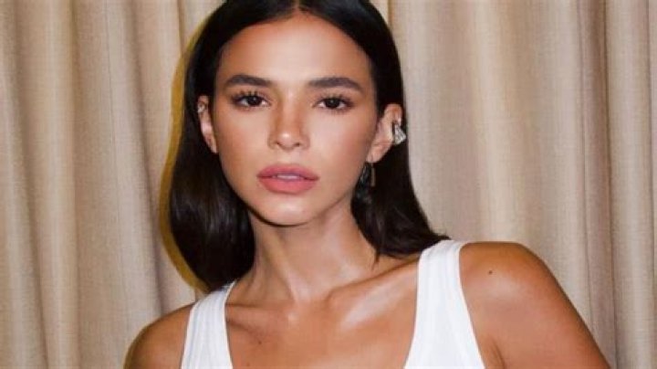 Bruna Marquezine Biography, Age, Height, Husband, Net Worth, Family