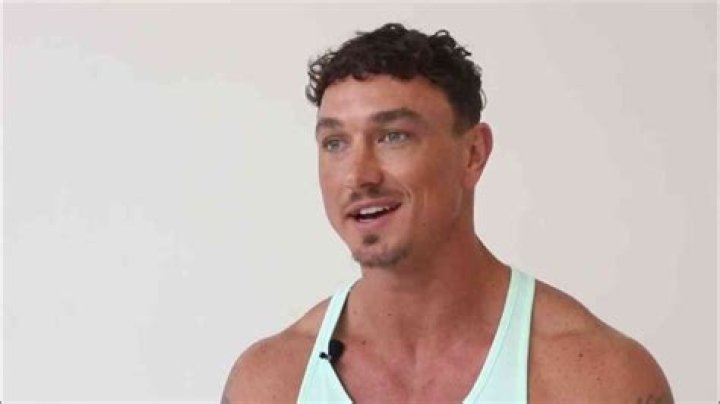 Cade Maddox Biography, Age, Height, Wife, Net Worth, Family