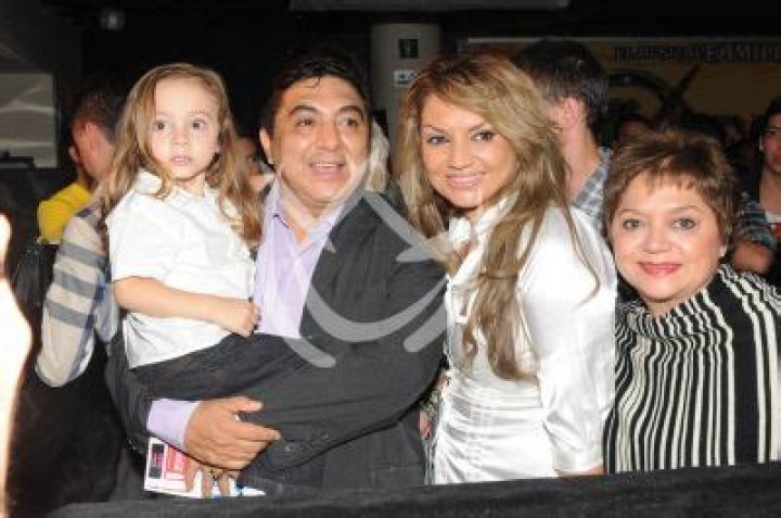 Carlos Bonavides Biography, Age, Height, Wife, Net Worth, Family