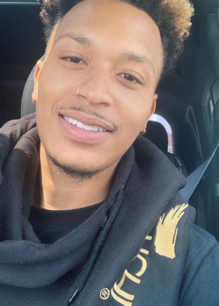 Carnell Lake Biography, Age, Height, Wife, Net Worth, Family