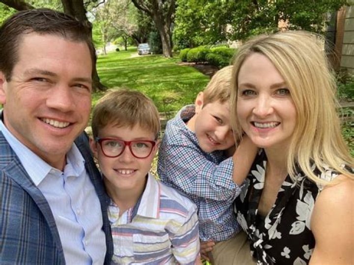 Casey Parker Biography, Age, Height, Husband, Net Worth, Family