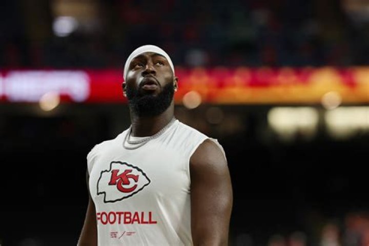 Charles Omenihu biografía, edad, altura, esposo, net worth, familia