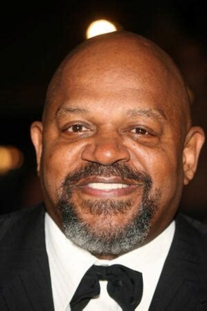 Charles S. Dutton Biography, Age, Height, Wife, Net Worth, Family