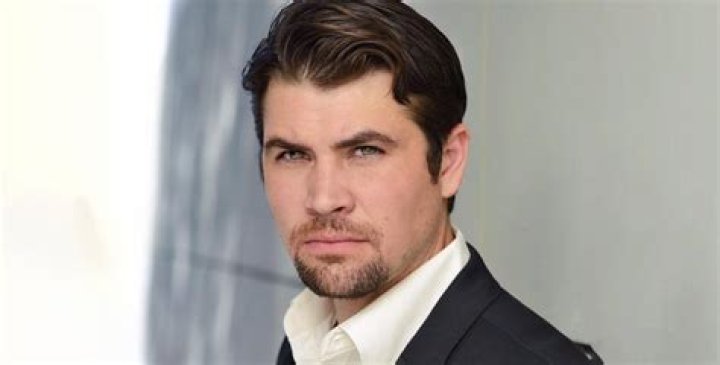 Chez Starbuck Biography, Age, Height, Wife, Net Worth, Family