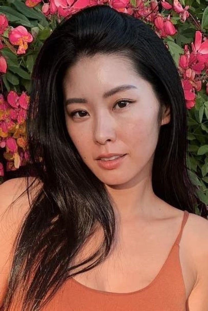 Chikako Kaku Biography, Age, Height, Husband, Net Worth, Family
