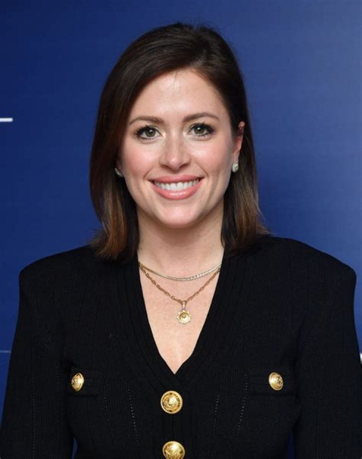 Chloe Melas biografía, edad, altura, esposa, net worth, familia