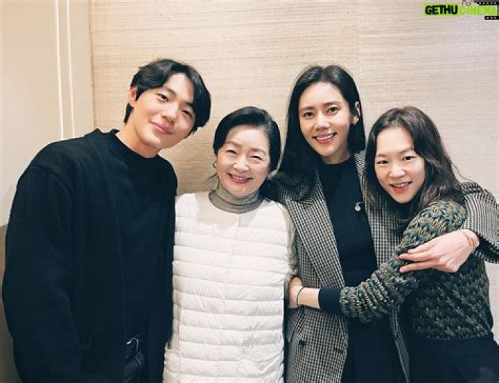 Choo Ja-hyun Biography, Age, Height, Husband, Net Worth, Family