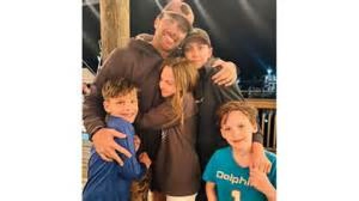 Chris Smelley Biography, Age, Height, Wife, Net Worth, Family