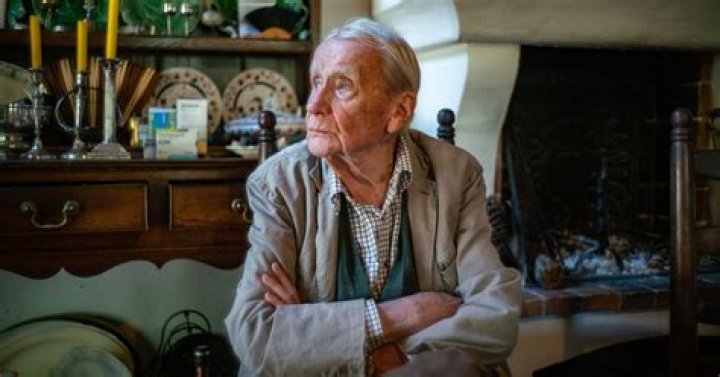 Christopher Tolkien Biography, Age, Height, Wife, Net Worth, Family