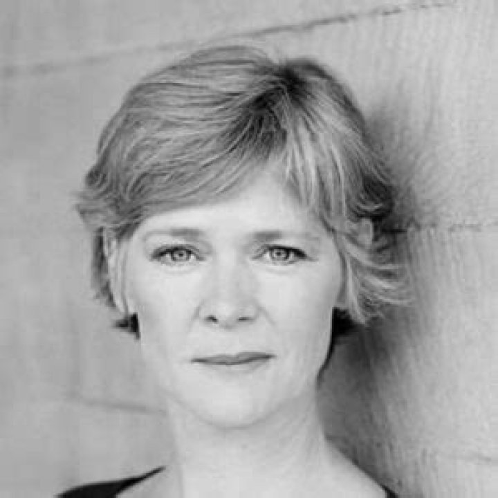 Clare Holman Biography, Age, Height, Husband, Net Worth, Family